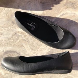 Sketchers Non-Slip Flats